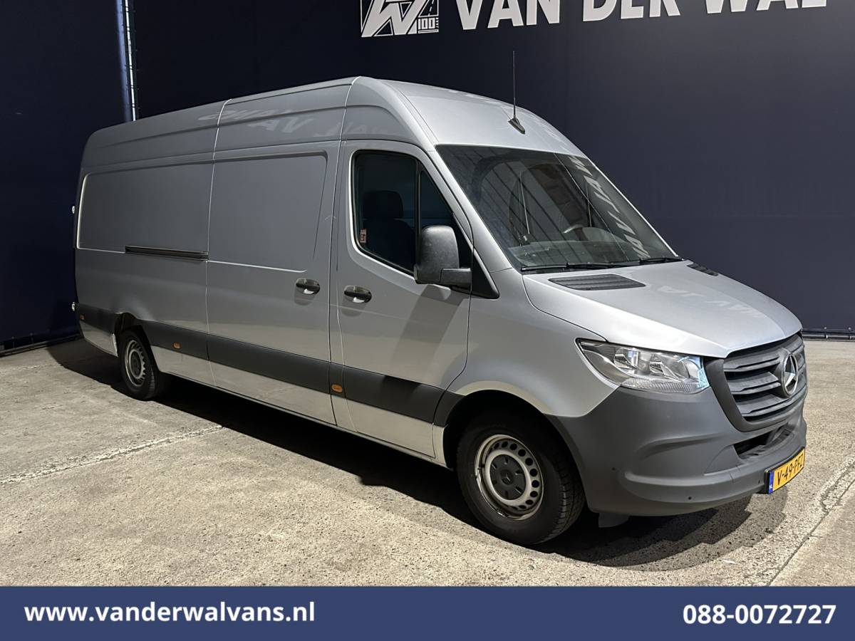 Mercedes-Benz Sprinter Mercedes-Benz Sprinter 314 CDI 143pk L3H2 Euro6 Airco | Camera | Navigatie | Apple Carplay | Android Auto Parkeersensoren