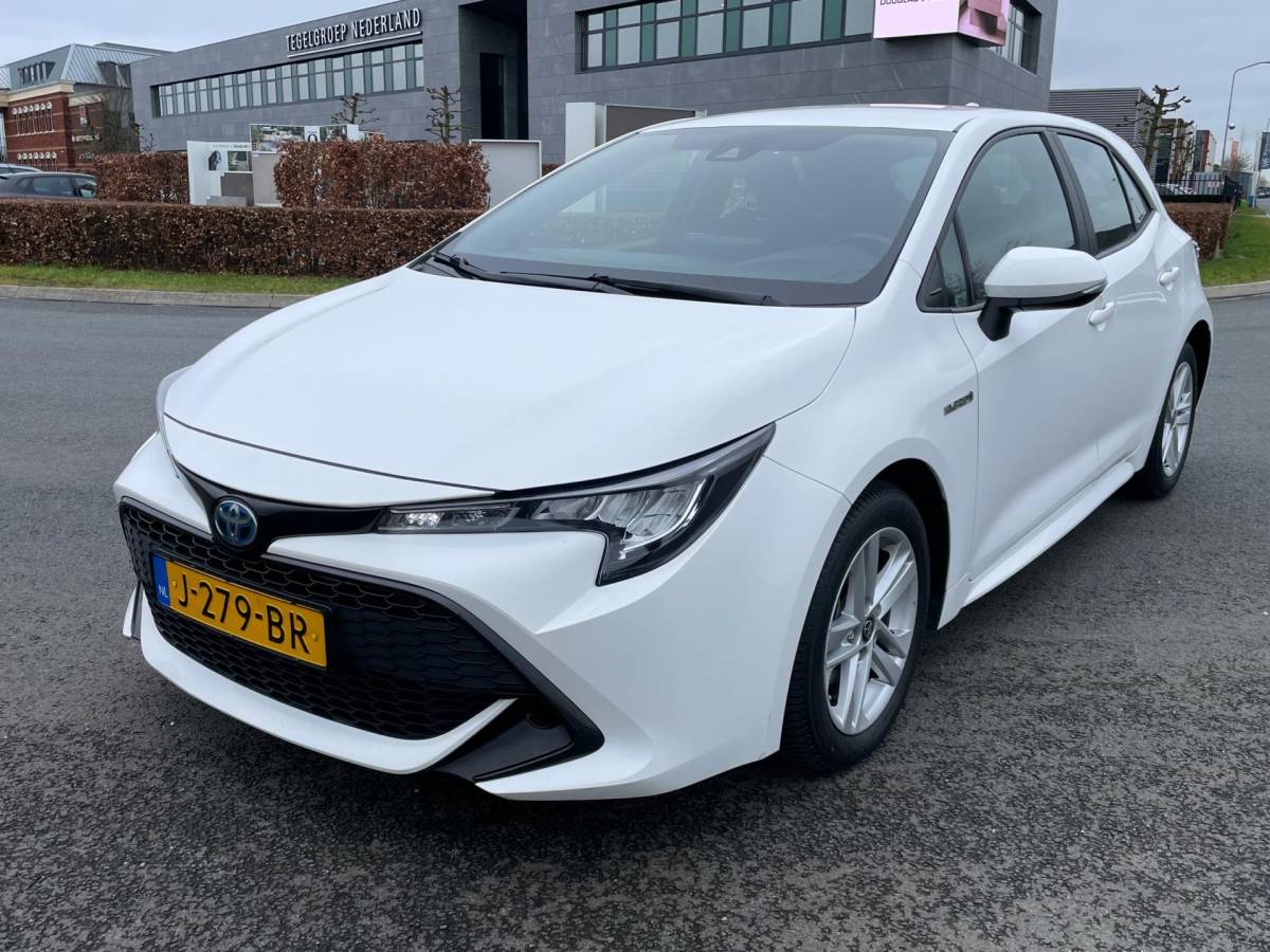 Toyota Corolla Toyota Corolla 1.8 Hybrid Business, Aut, Trekhaak, Acc, Cam, Carplay, Geen import, Nap, Volledig oh!