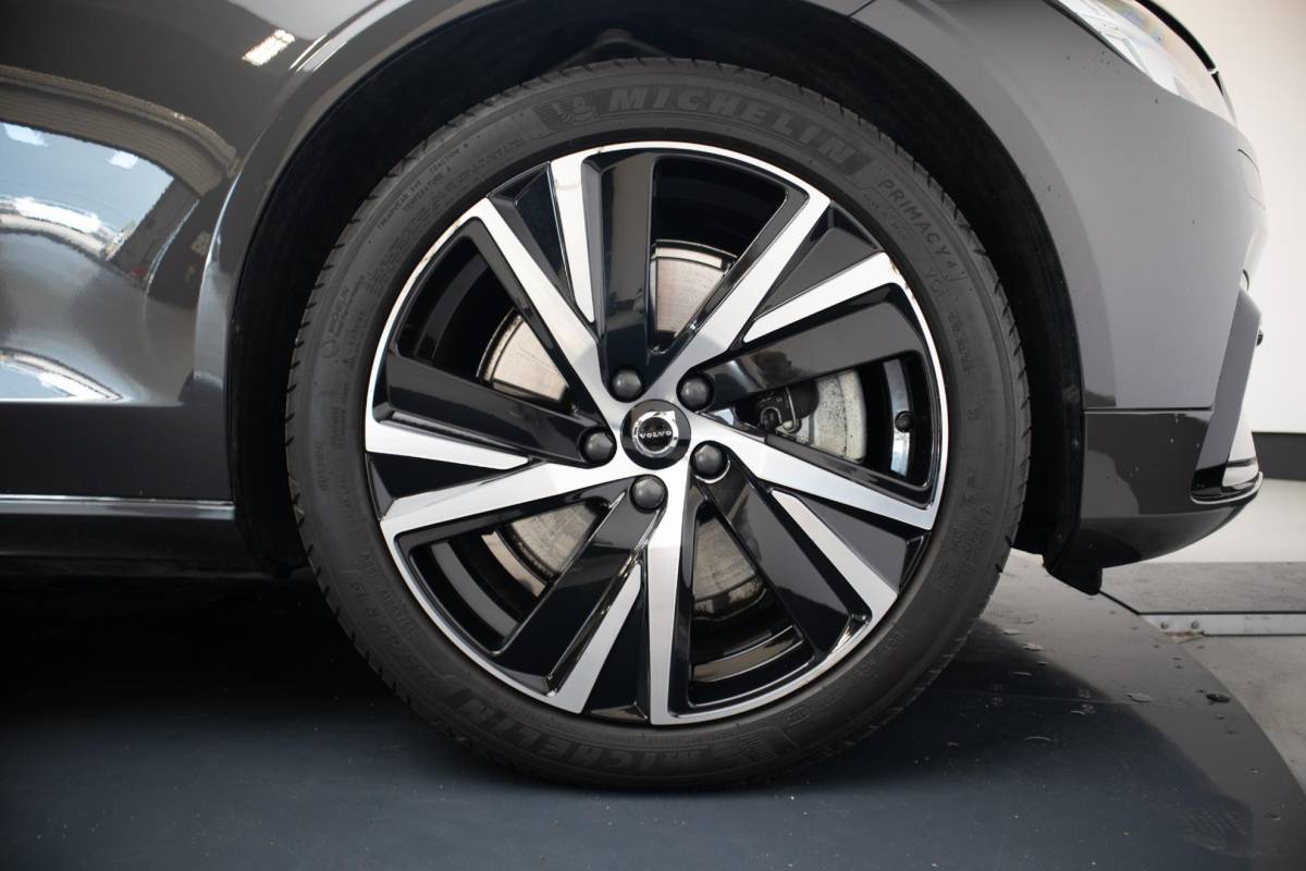 Volvo V90 Volvo V90 2.0 T6 AWD Recharge Plus Dark | SOH 92,2%