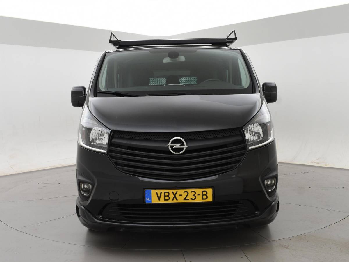 Opel Vivaro Opel Vivaro 1.6 CDTI 145 PK DUBBEL CAB. IRMSCHER GT 058/100 + 2 SCHUIFDEUREN | LEDER | CAMERA | STOELVERW. | TREKHAAK 2000 KG