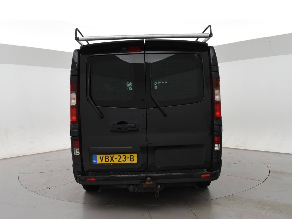 Opel Vivaro Opel Vivaro 1.6 CDTI 145 PK DUBBEL CAB. IRMSCHER GT 058/100 + 2 SCHUIFDEUREN | LEDER | CAMERA | STOELVERW. | TREKHAAK 2000 KG