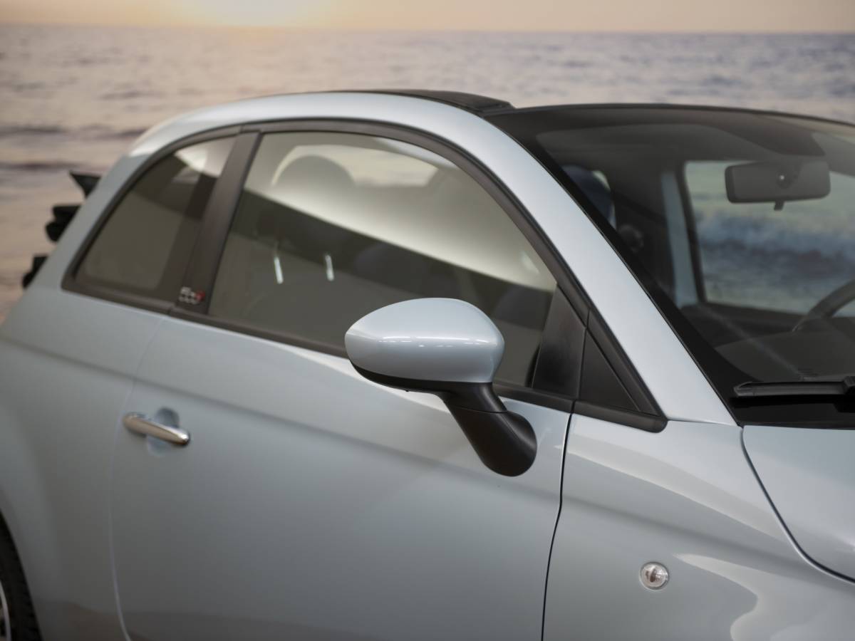 Fiat 500C Fiat 500C 1.0 Hybrid Dolcevita, Cabriolet, lichtblauw, incl garantie