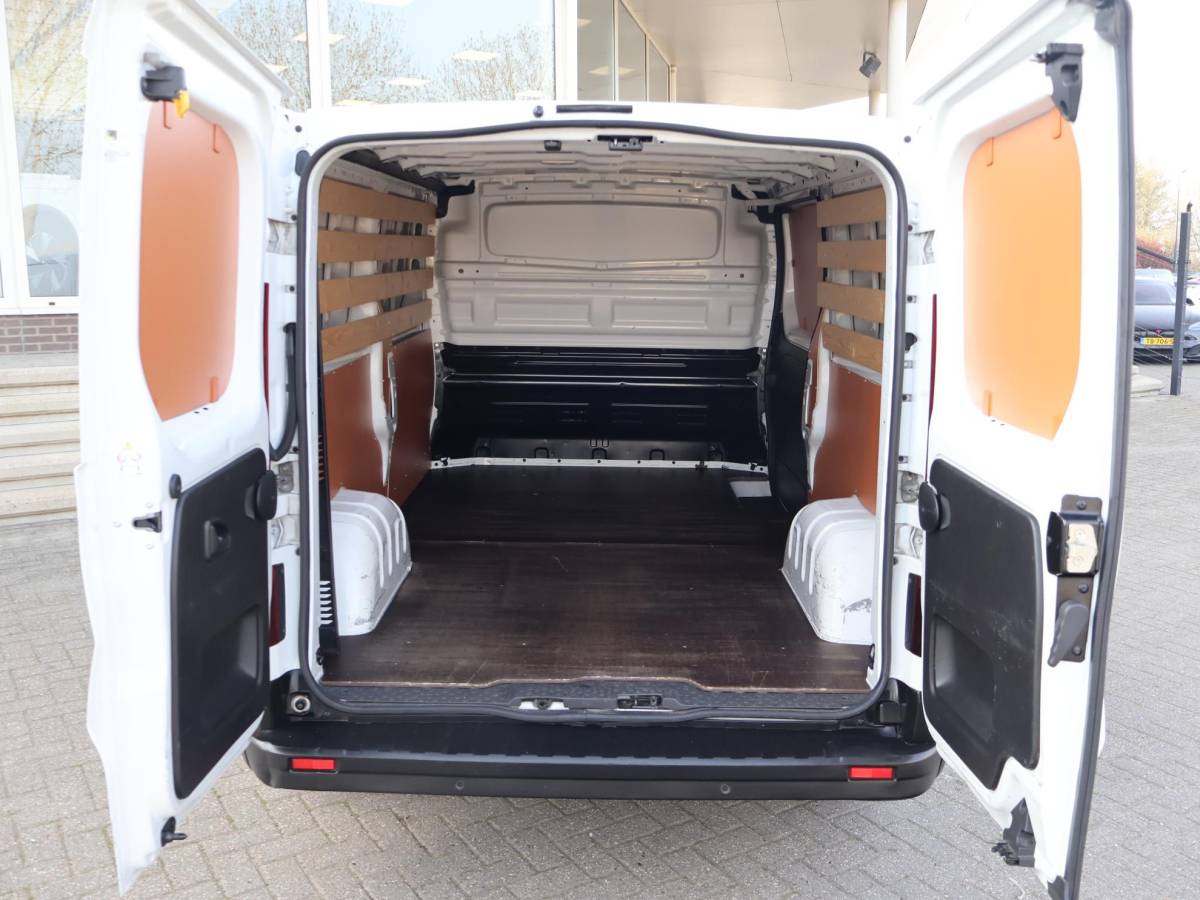 Renault Trafic Renault Trafic 2.0 dCi 130 T30 WORK EDITION + APPLE CARPLAY | LED | CRUISE | CLIMATE CONTROL