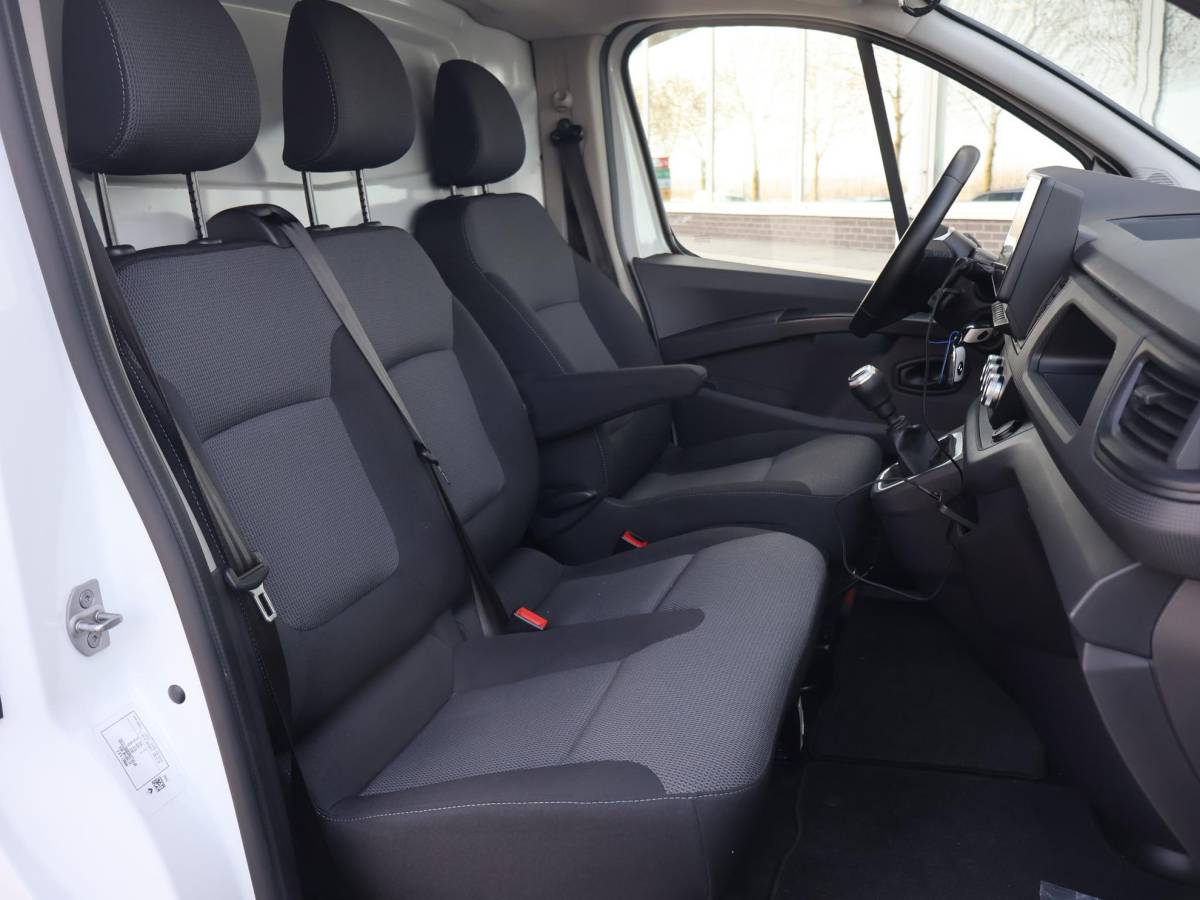 Renault Trafic Renault Trafic 2.0 dCi 130 T30 WORK EDITION + APPLE CARPLAY | LED | CRUISE | CLIMATE CONTROL