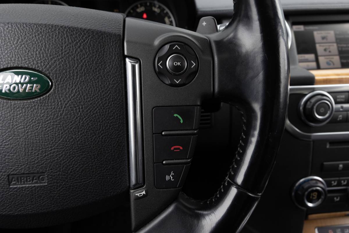 Land Rover Discovery Land Rover Discovery 3.0 V6 HSE | GRIJS KENTEKEN | H&K SOUND | TREKHAAK | LEDER
