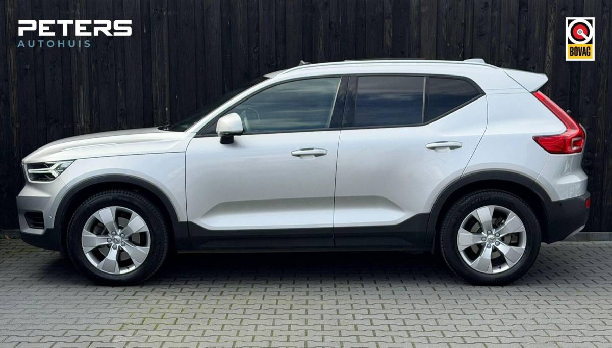 Volvo XC40 Volvo XC40 2.0 T4 190PK| Panodak| Leer| Keyless| Pilot| H&K