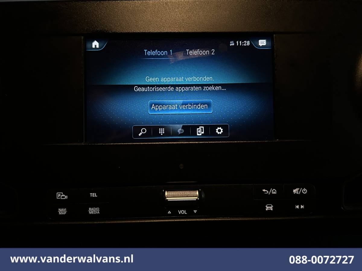 Mercedes-Benz Sprinter Mercedes-Benz Sprinter 315 CDI 150pk L3H2 Euro6 Airco | Navigatie | Camera | Chauffeursstoel Bijrijdersbank