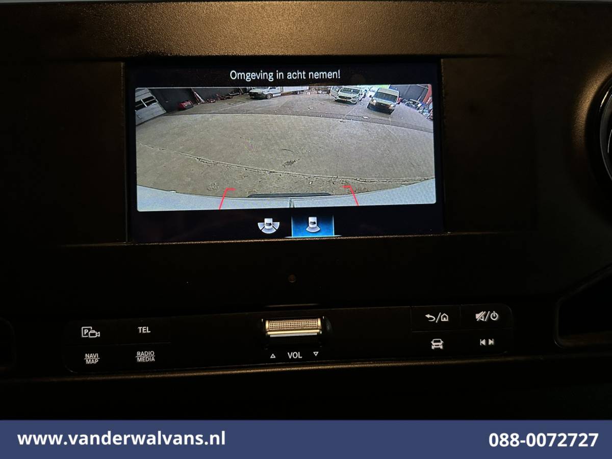 Mercedes-Benz Sprinter Mercedes-Benz Sprinter 315 CDI 150pk L3H2 Euro6 Airco | Navigatie | Camera | Chauffeursstoel Bijrijdersbank