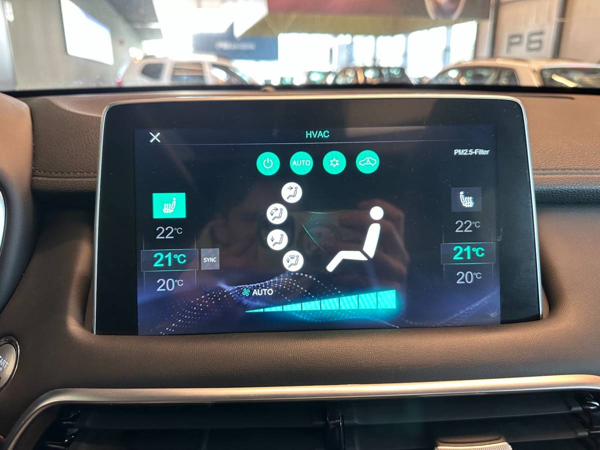 MG EHS MG EHS 1.5 TGDI Luxury Plug-In HYBRIDE|PANO|AIRCO|ADAPTIVE CRUISE CONTROL|360* CAMERA|AUTOMAAT|STOELVERWARMING|AMBIENT LIGHTING