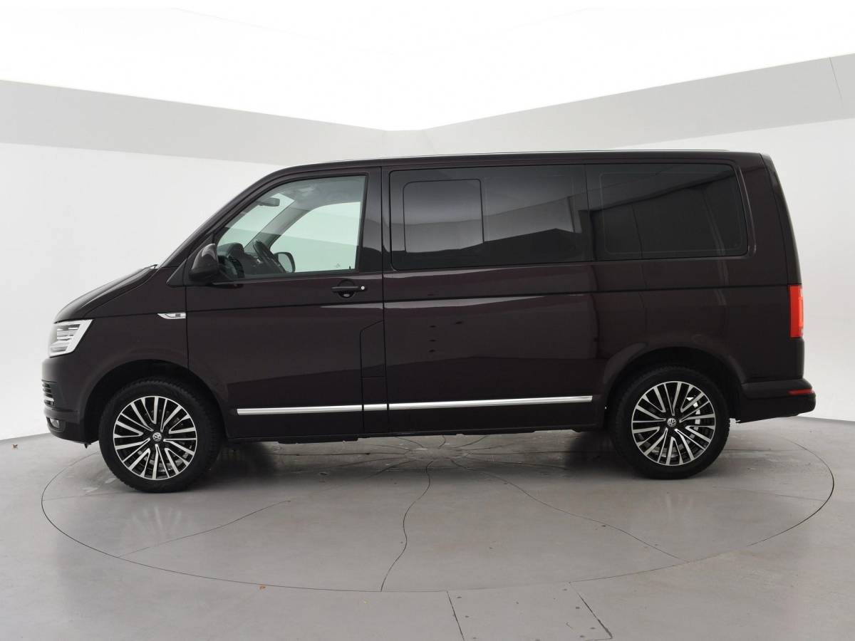 Volkswagen Transporter Volkswagen Transporter CARAVELLE 2.0 TDI DSG ROLSTOEL LIFT EURO 6 + STANDKACHEL | 18 INCH | CAMERA | CARPLAY | LED | STOELVERW.