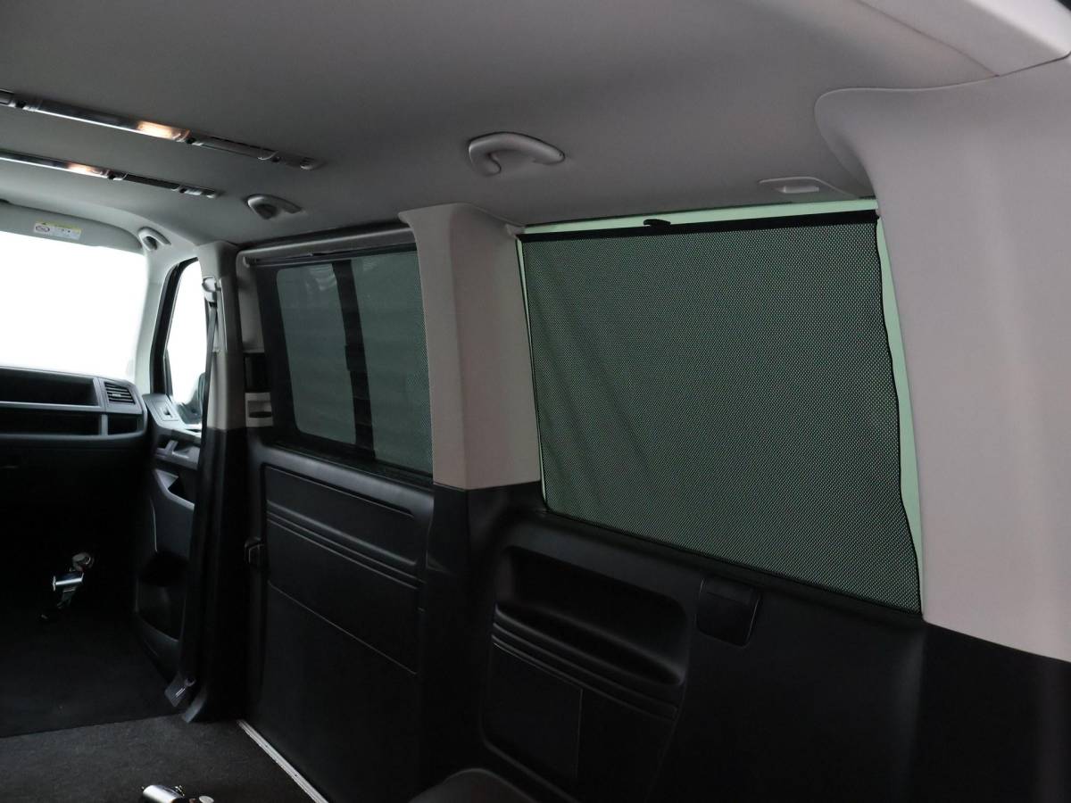 Volkswagen Transporter Volkswagen Transporter CARAVELLE 2.0 TDI DSG ROLSTOEL LIFT EURO 6 + STANDKACHEL | 18 INCH | CAMERA | CARPLAY | LED | STOELVERW.