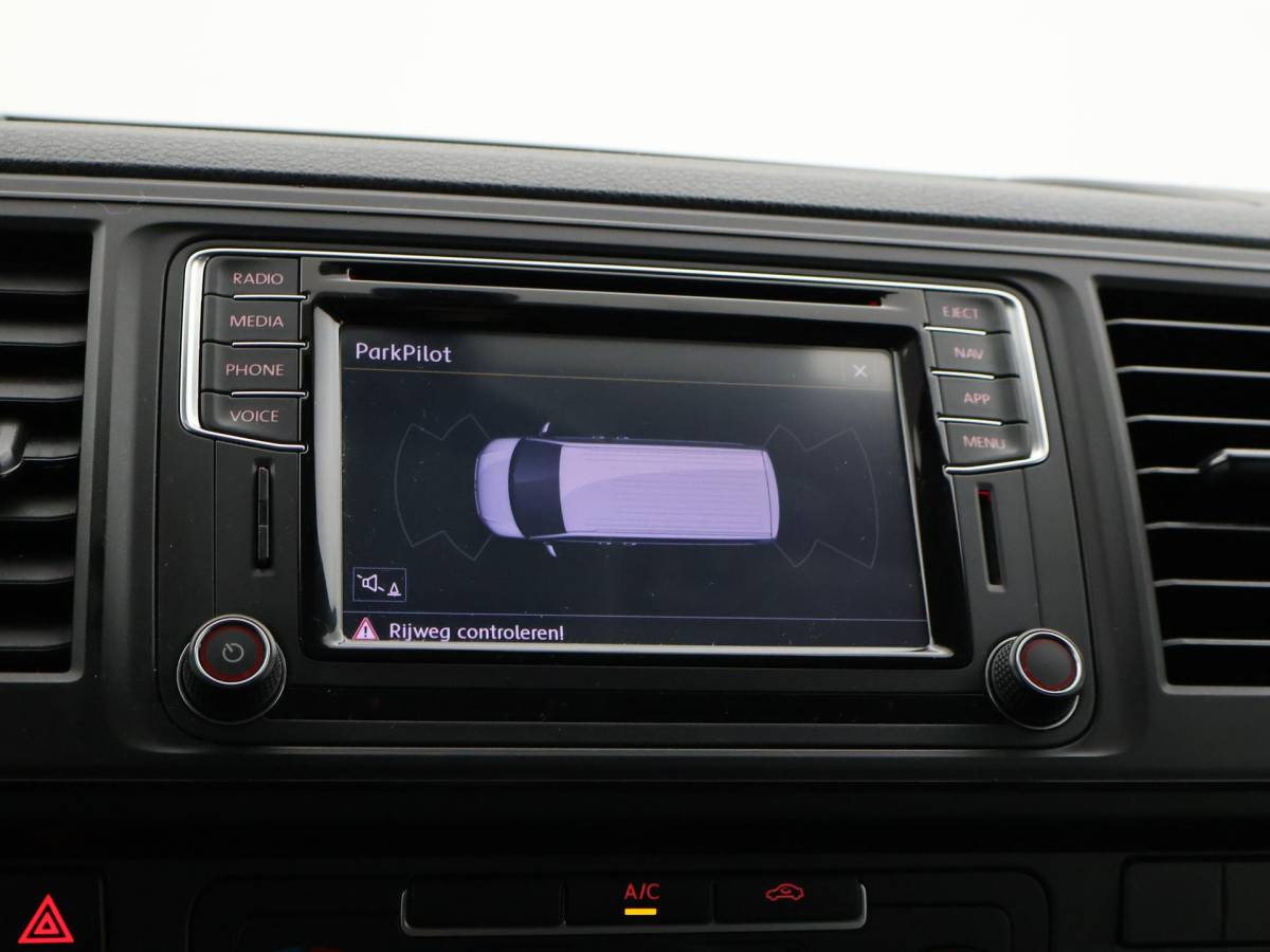 Volkswagen Transporter Volkswagen Transporter 2.0 TDI 150 PK DSG AUT. L1H1 HIGHLINE + CARPLAY | ADAPTIVE CRUISE | TREKHAAK | LMV