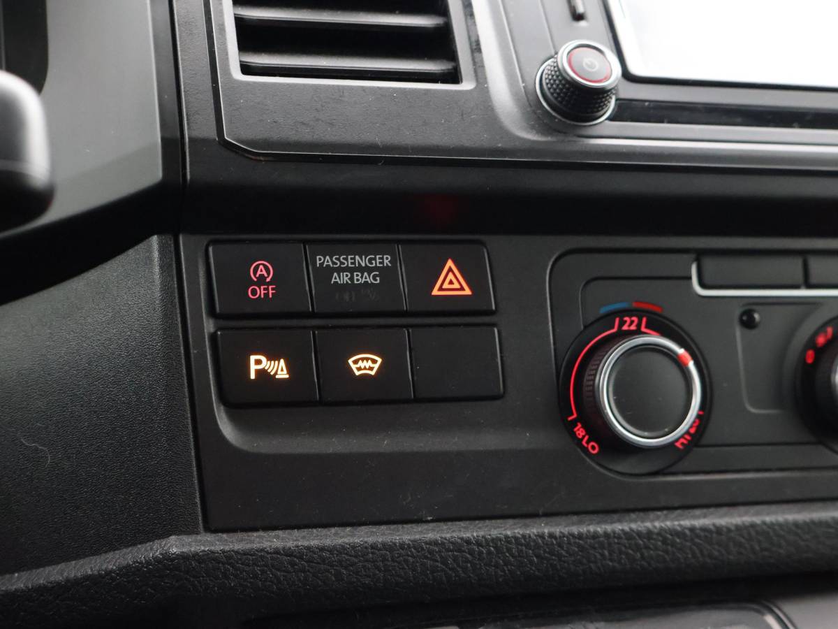 Volkswagen Transporter Volkswagen Transporter 2.0 TDI 150 PK DSG AUT. L1H1 HIGHLINE + CARPLAY | ADAPTIVE CRUISE | TREKHAAK | LMV