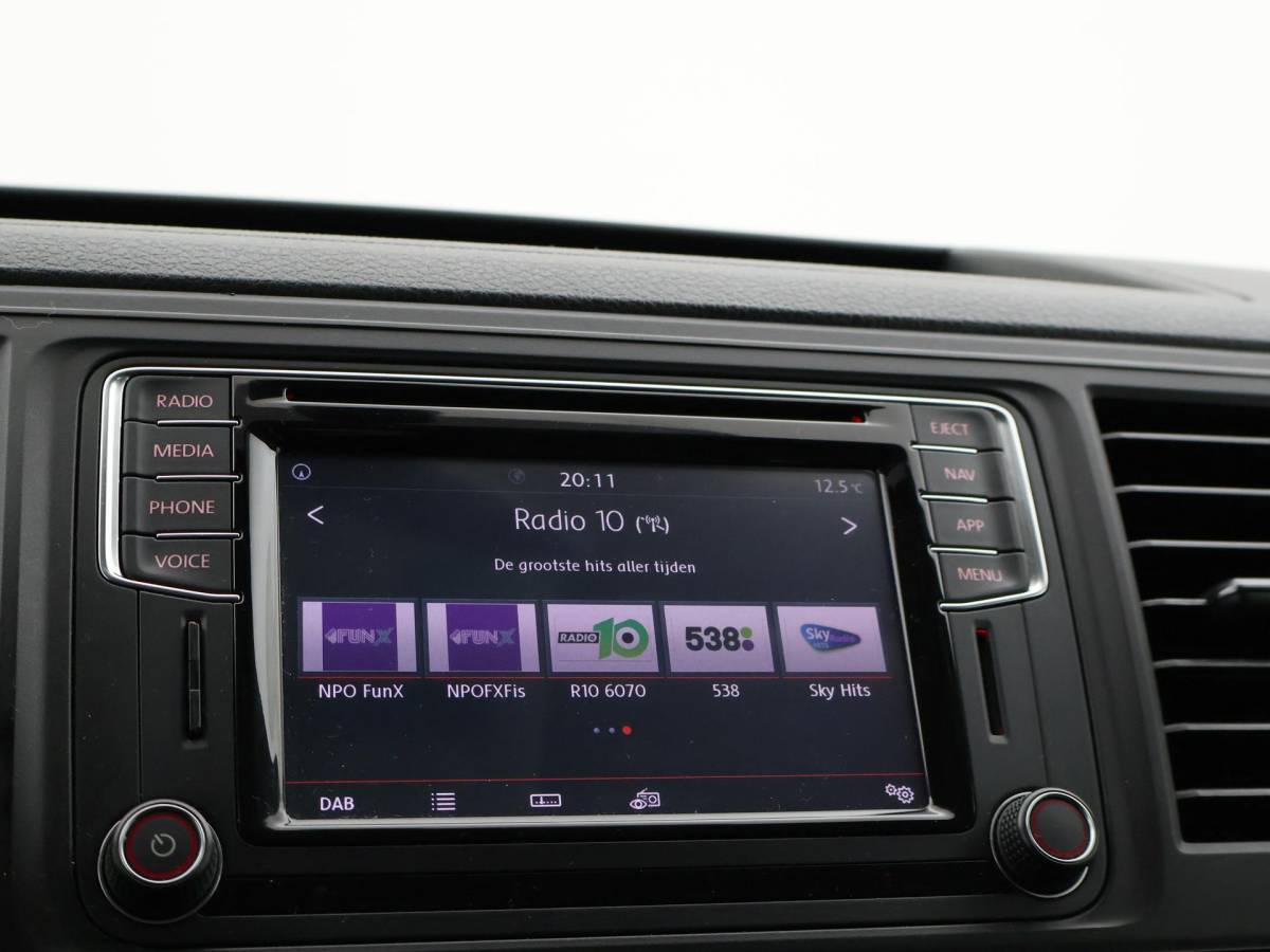 Volkswagen Transporter Volkswagen Transporter 2.0 TDI 150 PK DSG AUT. L1H1 HIGHLINE + CARPLAY | ADAPTIVE CRUISE | TREKHAAK | LMV