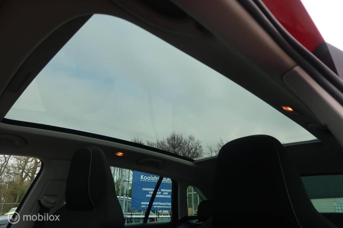 Škoda Rapid Skoda Rapid 1.4 TSI Monte Carlo AUTOMAAT, PANODAK, XENON