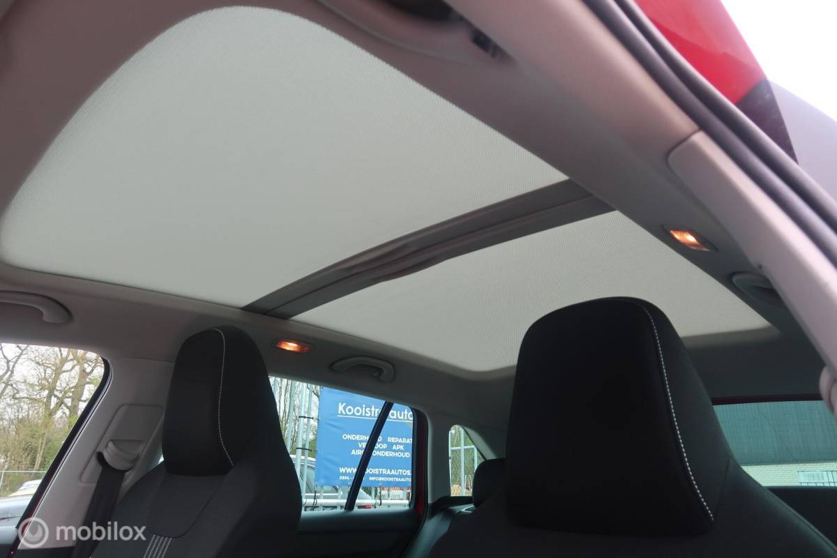 Škoda Rapid Skoda Rapid 1.4 TSI Monte Carlo AUTOMAAT, PANODAK, XENON