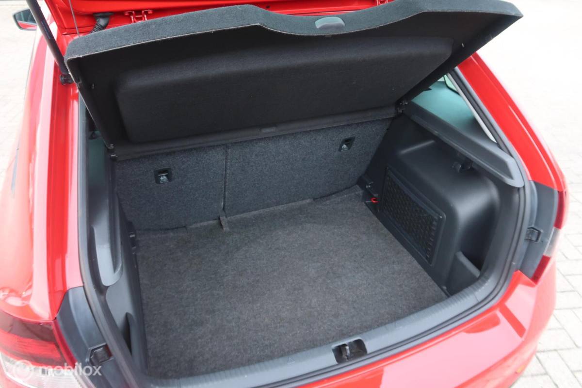 Škoda Rapid Skoda Rapid 1.4 TSI Monte Carlo AUTOMAAT, PANODAK, XENON