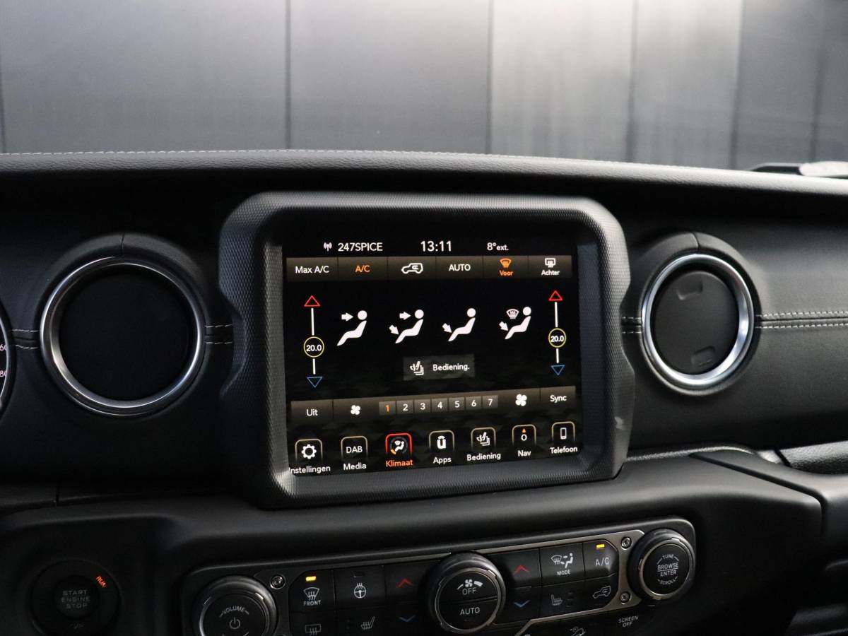 Jeep Wrangler Jeep Wrangler 2.2D Sahara | GRIJS KENTEKEN | LEDER | CAMERA | STOEL/STUURVERW. | ALPINE AUDIO | CRUISE | NAVI |