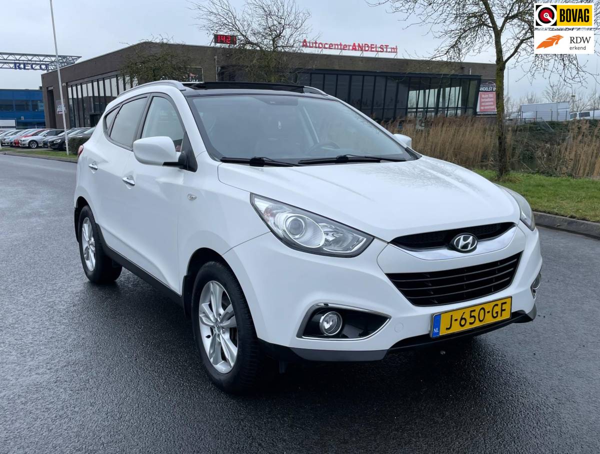 Hyundai ix35 Hyundai Ix35 2.0i 4WD Style, Aut, Pano, Cam, Navi, Stoelverw, Leder, Climate/Cruise, Lmv, Pdc, Goed oh!