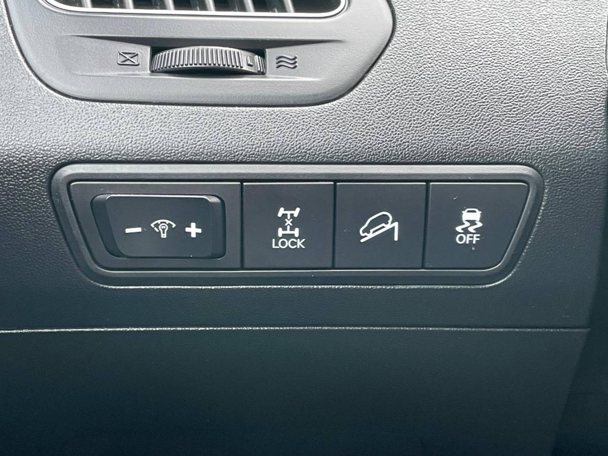 Hyundai ix35 Hyundai Ix35 2.0i 4WD Style, Aut, Pano, Cam, Navi, Stoelverw, Leder, Climate/Cruise, Lmv, Pdc, Goed oh!