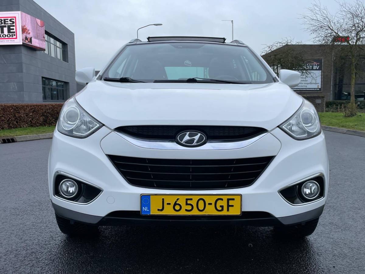 Hyundai ix35 Hyundai Ix35 2.0i 4WD Style, Aut, Pano, Cam, Navi, Stoelverw, Leder, Climate/Cruise, Lmv, Pdc, Goed oh!
