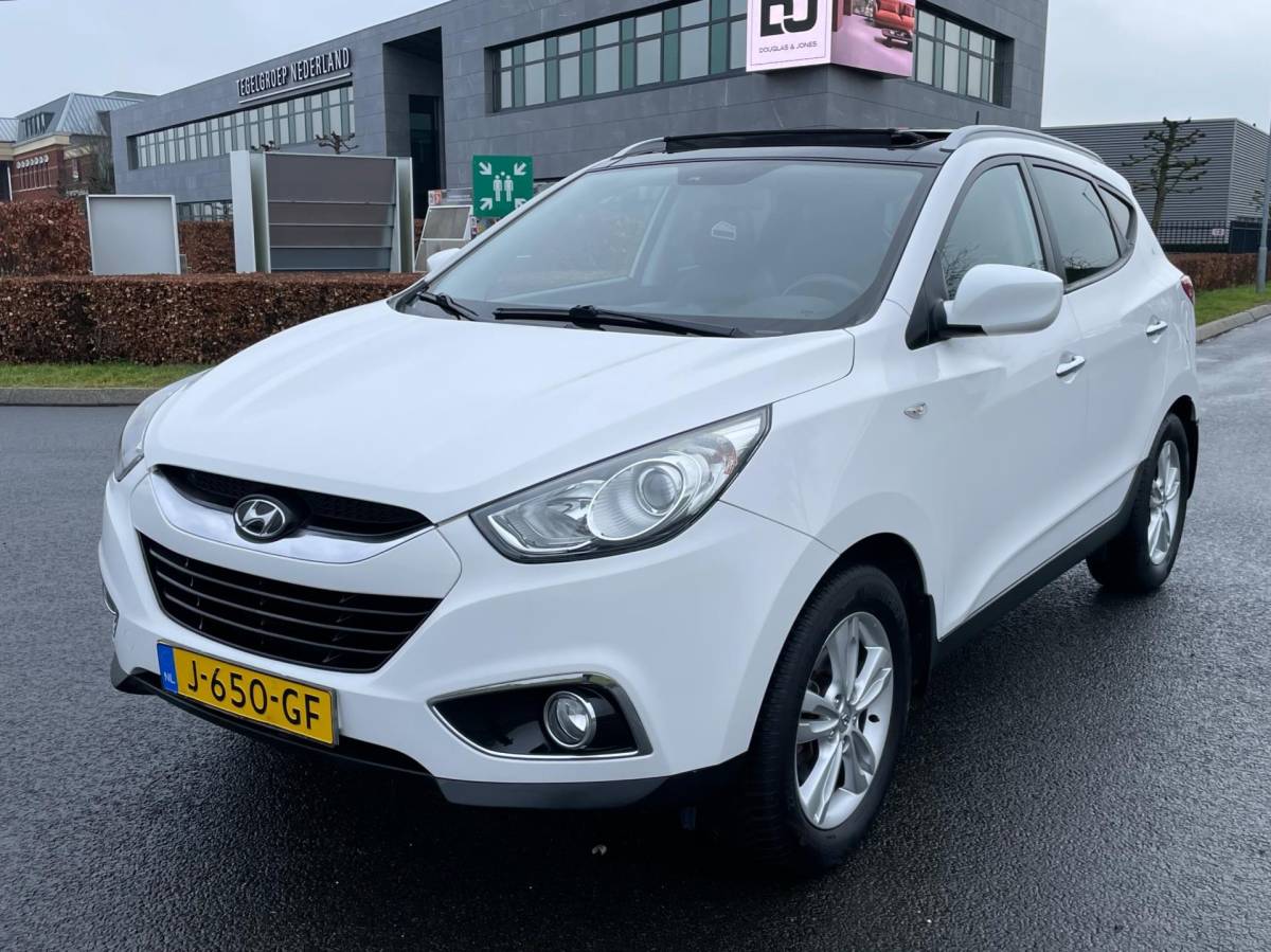 Hyundai ix35 Hyundai Ix35 2.0i 4WD Style, Aut, Pano, Cam, Navi, Stoelverw, Leder, Climate/Cruise, Lmv, Pdc, Goed oh!