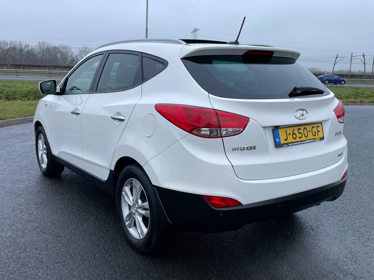 Hyundai ix35 Hyundai Ix35 2.0i 4WD Style, Aut, Pano, Cam, Navi, Stoelverw, Leder, Climate/Cruise, Lmv, Pdc, Goed oh!