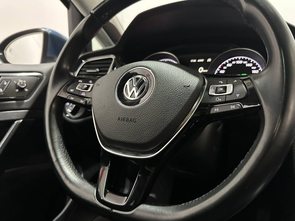 Volkswagen Golf Volkswagen Golf Variant 1.4 TSI Business Edition – Pano / Navi / Camera