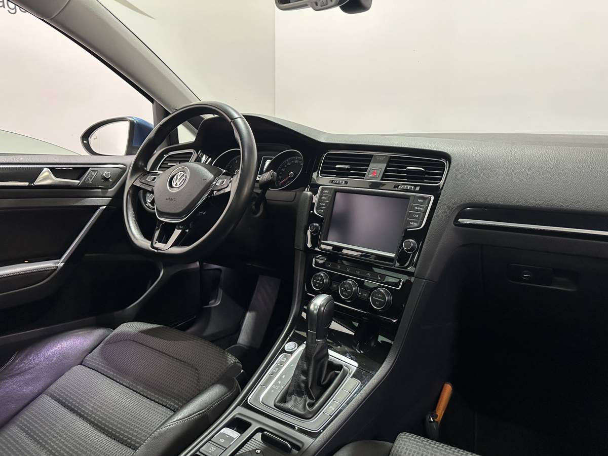 Volkswagen Golf Volkswagen Golf Variant 1.4 TSI Business Edition – Pano / Navi / Camera