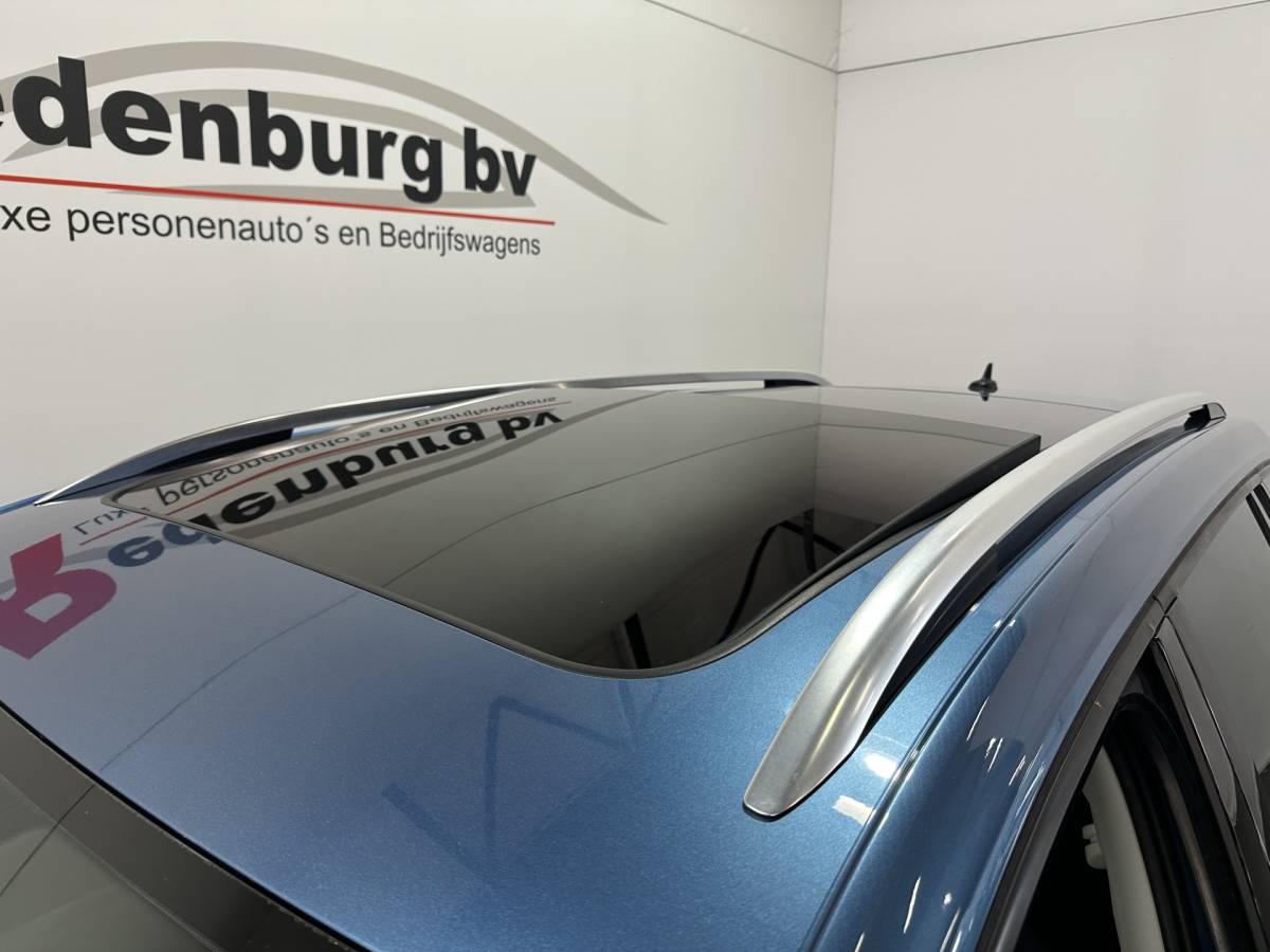 Volkswagen Golf Volkswagen Golf Variant 1.4 TSI Business Edition – Pano / Navi / Camera