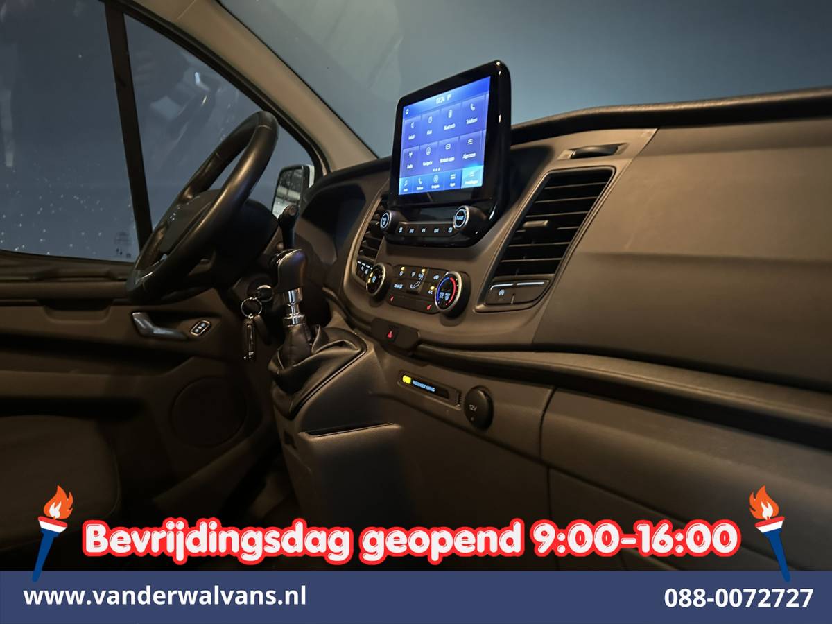 Ford Transit Custom Ford Transit Custom 2.0 TDCI 130pk L2H1 Dubbele Cabine Euro6 Airco | 5-Zits | Navigatie | Apple Carplay | LED | Cruisecontrol Android Auto, Stoelverwarming, Parkeersensoren, Achterklep