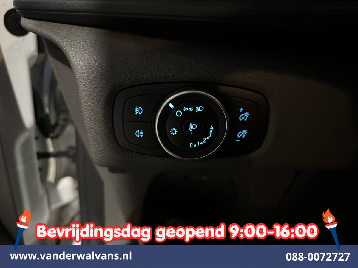 Ford Transit Custom Ford Transit Custom 2.0 TDCI 130pk L2H1 Dubbele Cabine Euro6 Airco | 5-Zits | Navigatie | Apple Carplay | LED | Cruisecontrol Android Auto, Stoelverwarming, Parkeersensoren, Achterklep