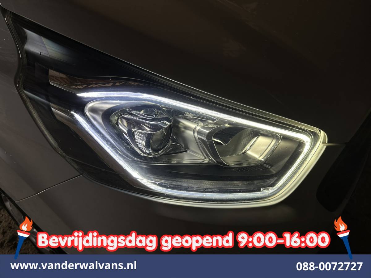 Ford Transit Custom Ford Transit Custom 2.0 TDCI 130pk L2H1 Dubbele Cabine Euro6 Airco | 5-Zits | Navigatie | Apple Carplay | LED | Cruisecontrol Android Auto, Stoelverwarming, Parkeersensoren, Achterklep