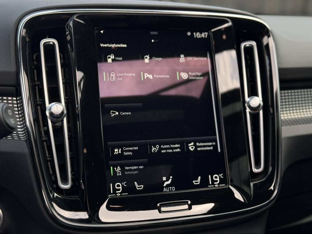 Volvo XC40 Volvo XC40 1.5 T5 Recharge| Pano| 19”| Keyless| 1e eigenaar
