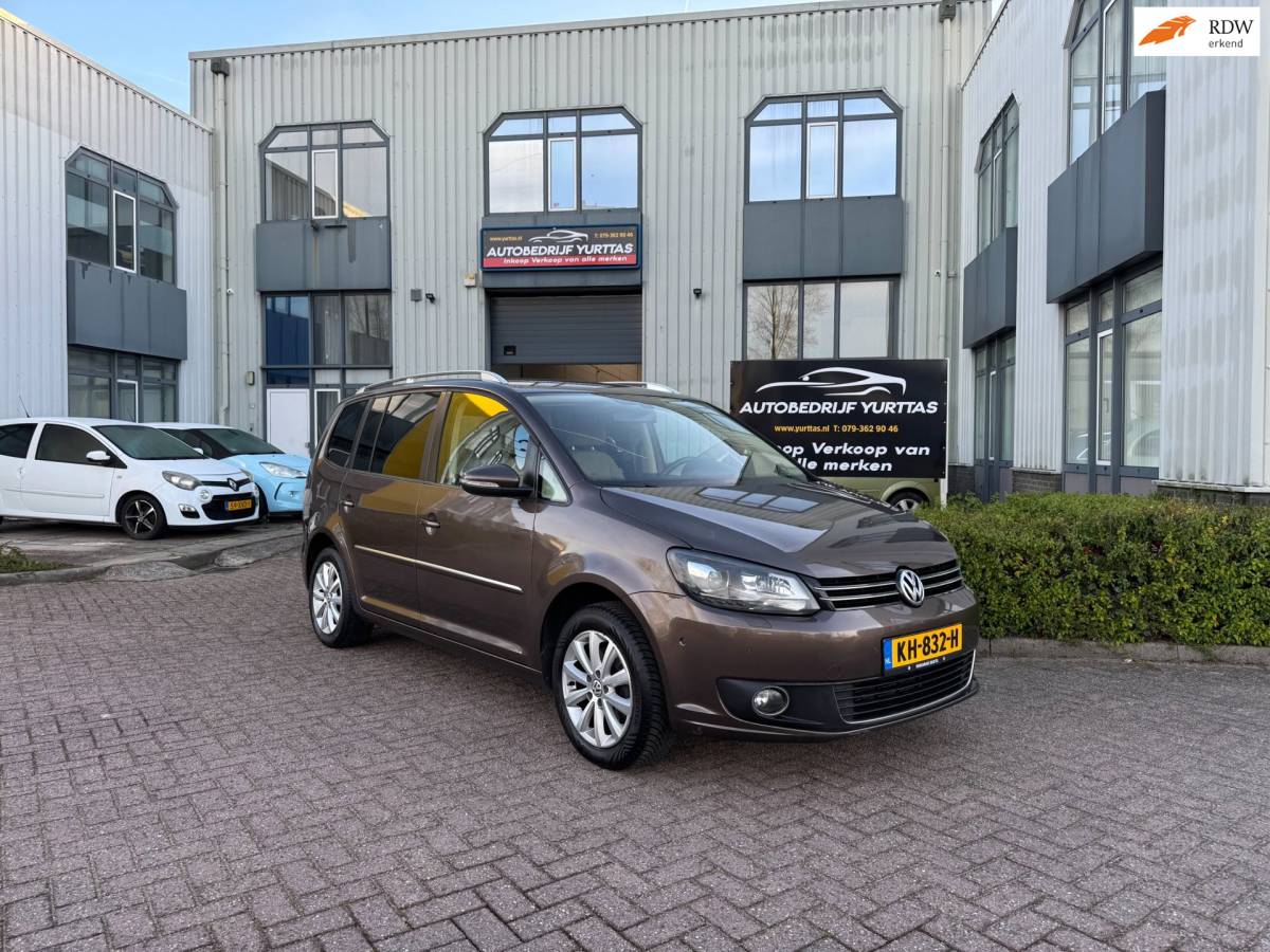 Volkswagen Touran Volkswagen Touran 1.4 TSI Highline 7 PERSOONS!! AUT!!