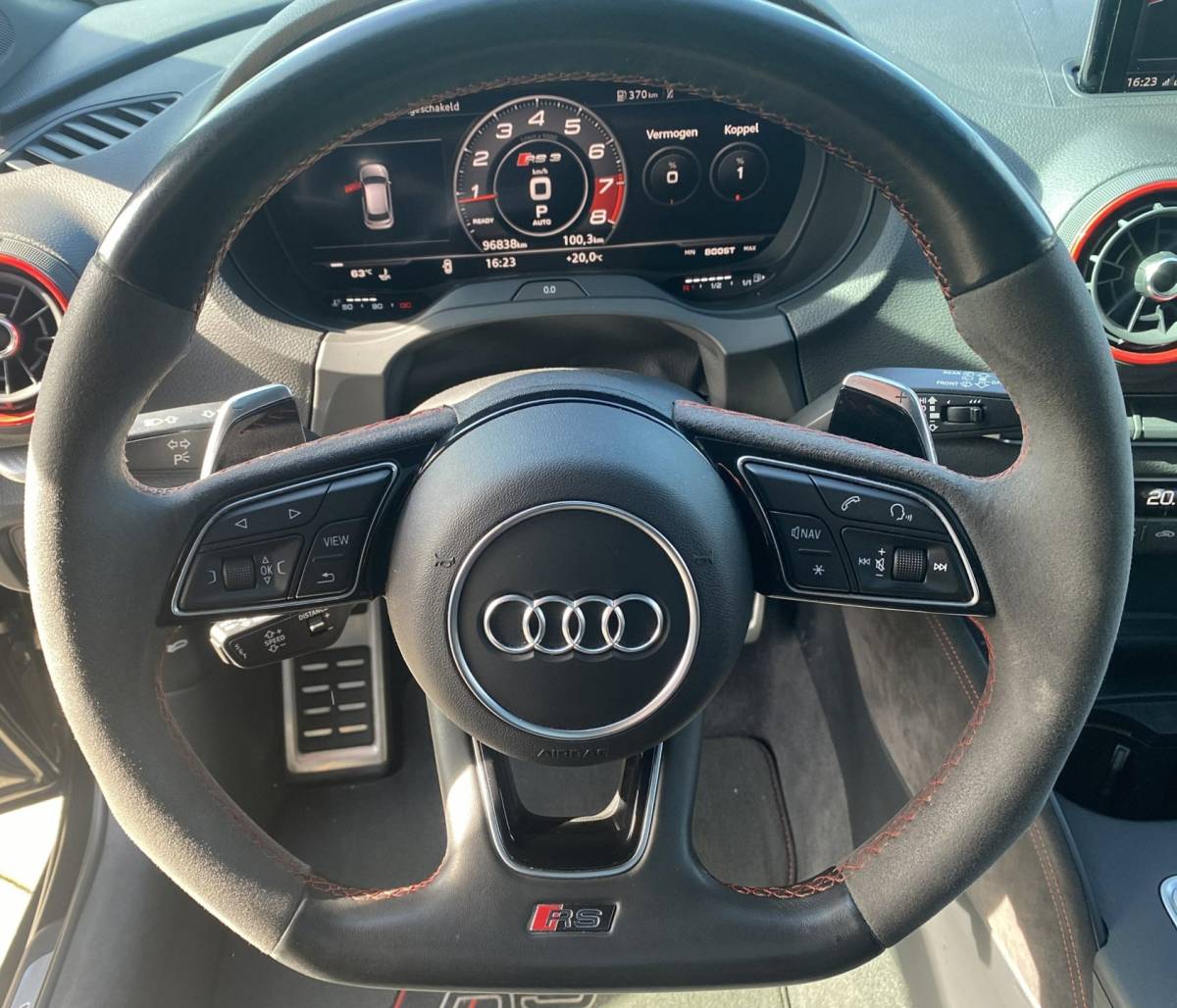 Audi RS3 Audi RS 3 Sportback 2.5 TFSI RS 3 quattro / Pano/ B&O/ VC/ Matrix/ Ambiente/ Privacy/ Keyless/ Carplay