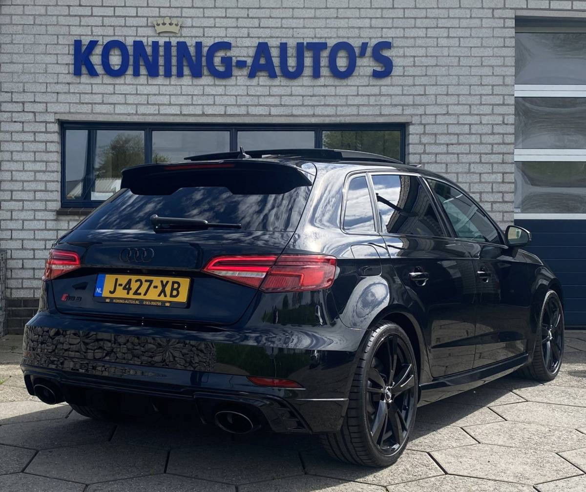 Audi RS3 Audi RS 3 Sportback 2.5 TFSI RS 3 quattro / Pano/ B&O/ VC/ Matrix/ Ambiente/ Privacy/ Keyless/ Carplay