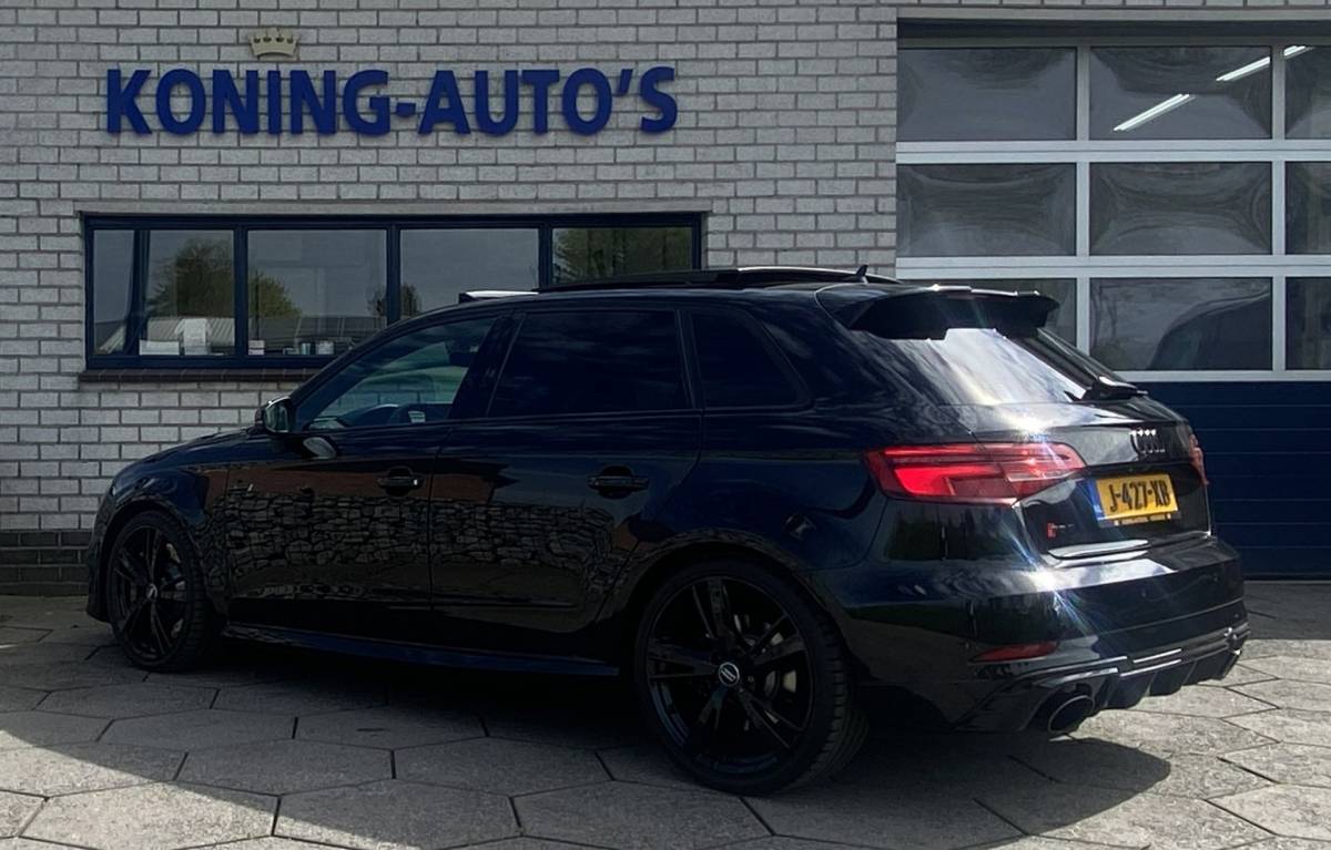Audi RS3 Audi RS 3 Sportback 2.5 TFSI RS 3 quattro / Pano/ B&O/ VC/ Matrix/ Ambiente/ Privacy/ Keyless/ Carplay