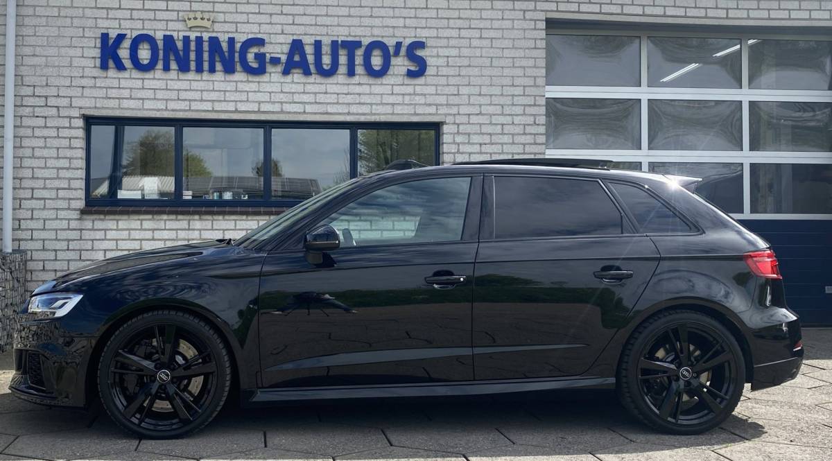 Audi RS3 Audi RS 3 Sportback 2.5 TFSI RS 3 quattro / Pano/ B&O/ VC/ Matrix/ Ambiente/ Privacy/ Keyless/ Carplay