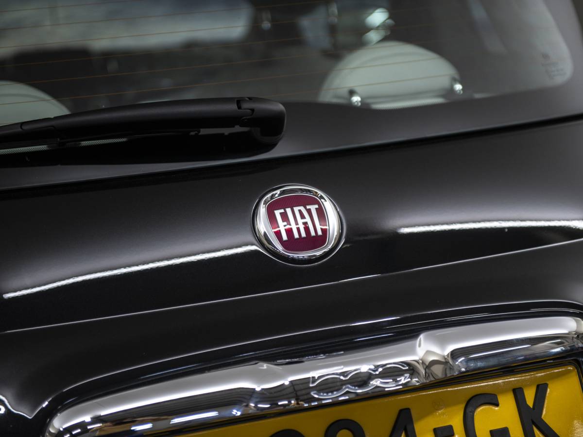 Fiat 500 Fiat 500 1.0 Hybrid, vol opties, Schuifdak, Beats audio, Apple carplay, NAV, Clima