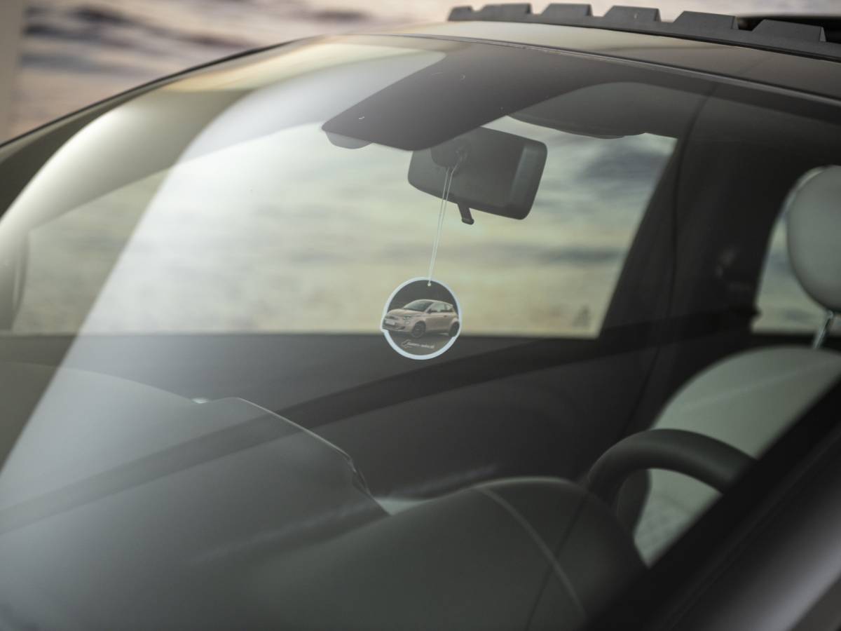 Fiat 500 Fiat 500 1.0 Hybrid, vol opties, Schuifdak, Beats audio, Apple carplay, NAV, Clima