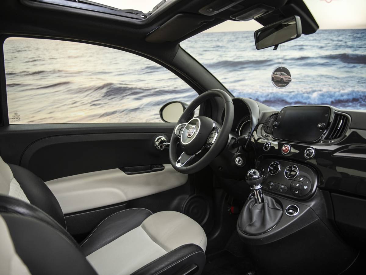 Fiat 500 Fiat 500 1.0 Hybrid, vol opties, Schuifdak, Beats audio, Apple carplay, NAV, Clima
