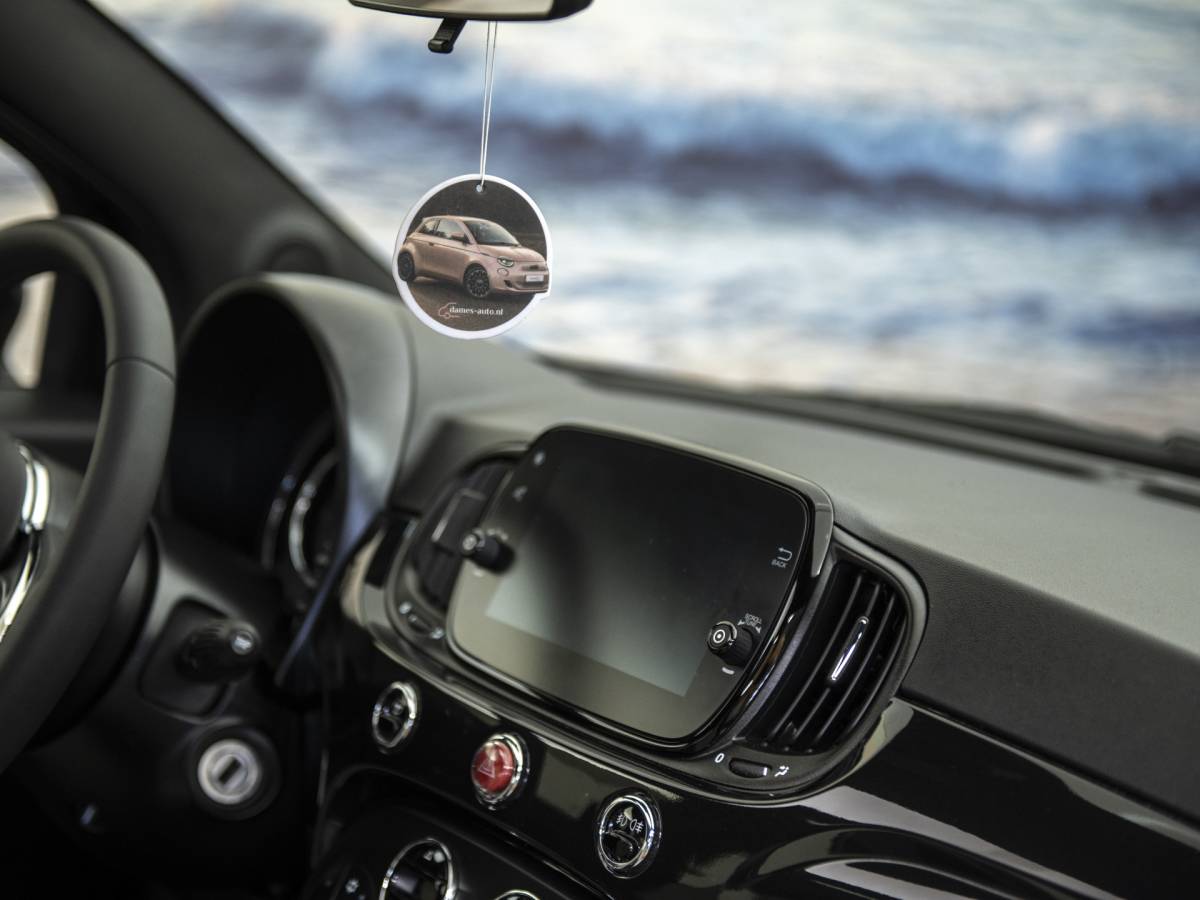 Fiat 500 Fiat 500 1.0 Hybrid, vol opties, Schuifdak, Beats audio, Apple carplay, NAV, Clima