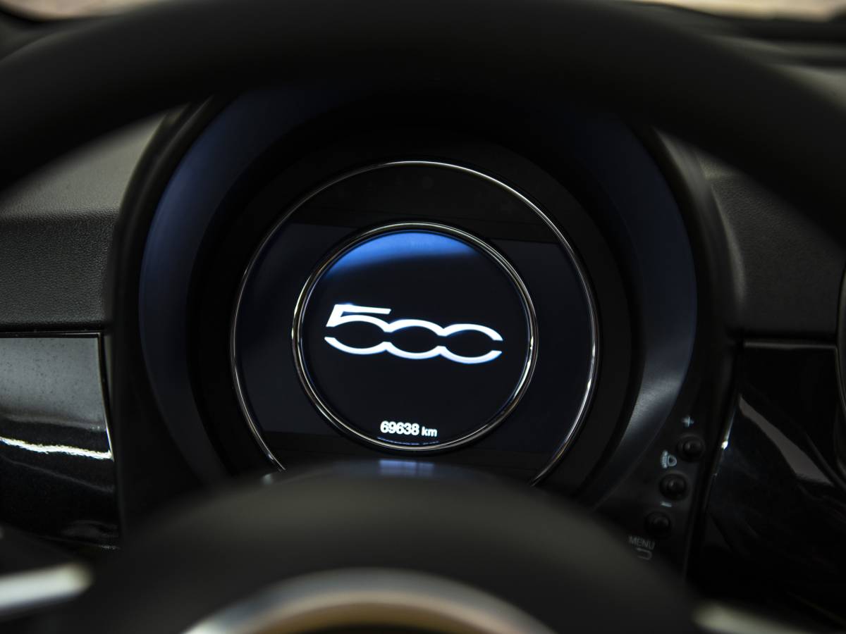 Fiat 500 Fiat 500 1.0 Hybrid, vol opties, Schuifdak, Beats audio, Apple carplay, NAV, Clima