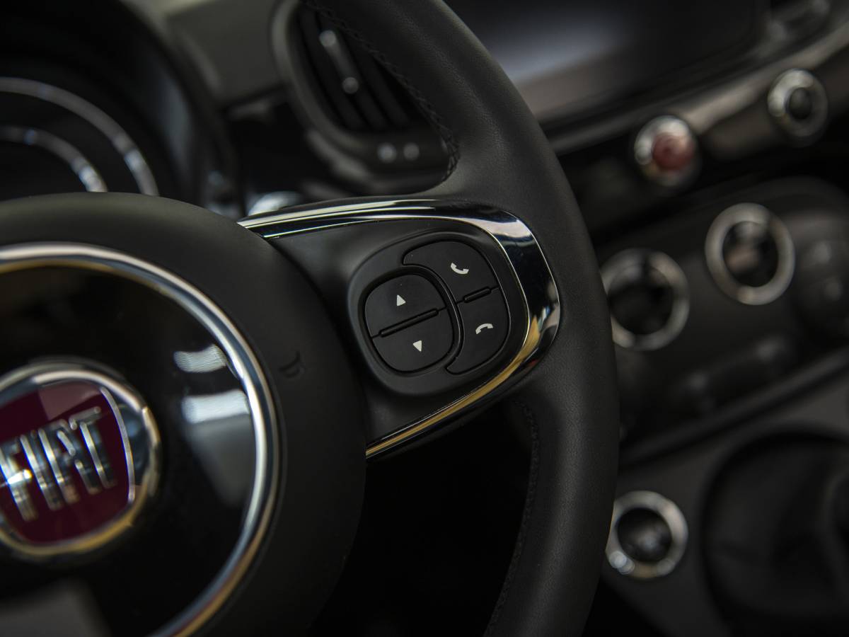Fiat 500 Fiat 500 1.0 Hybrid, vol opties, Schuifdak, Beats audio, Apple carplay, NAV, Clima