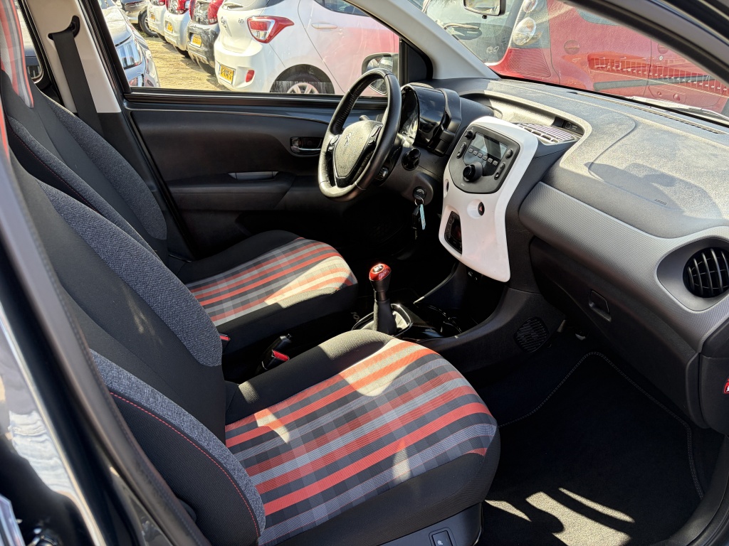 Peugeot 108 Peugeot 108 1.0 allure TOP