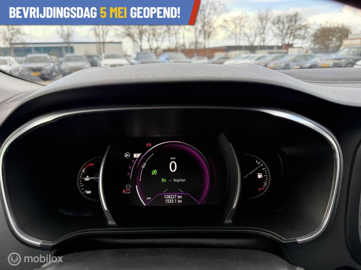 Renault Mégane Renault Megane 1.2 TCe Limited PANORAMADAK | AUTOMAAT