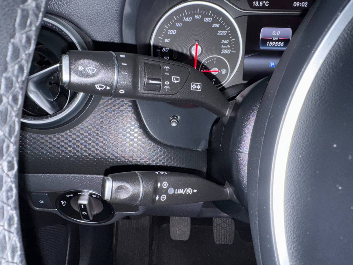 Mercedes-Benz A-Klasse Mercedes-Benz A-klasse 180 BlueEFFICIENCY Business FACELIFT!!
