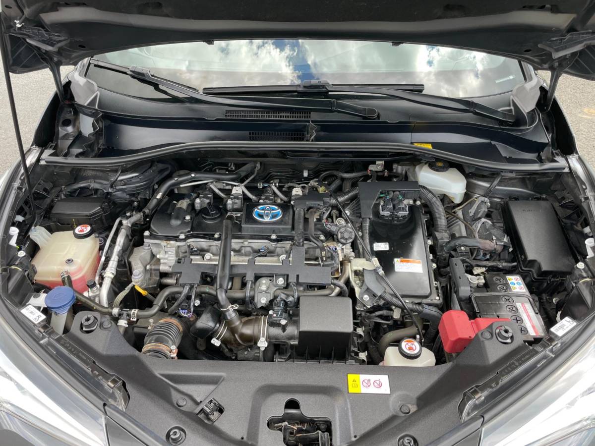 Toyota C-HR Toyota C-HR 1.8 Hybrid Executive, Aut, Acc, Stoelverw, Cam, Navi, Pdc, 2e eig afk, Geen import, Nap!
