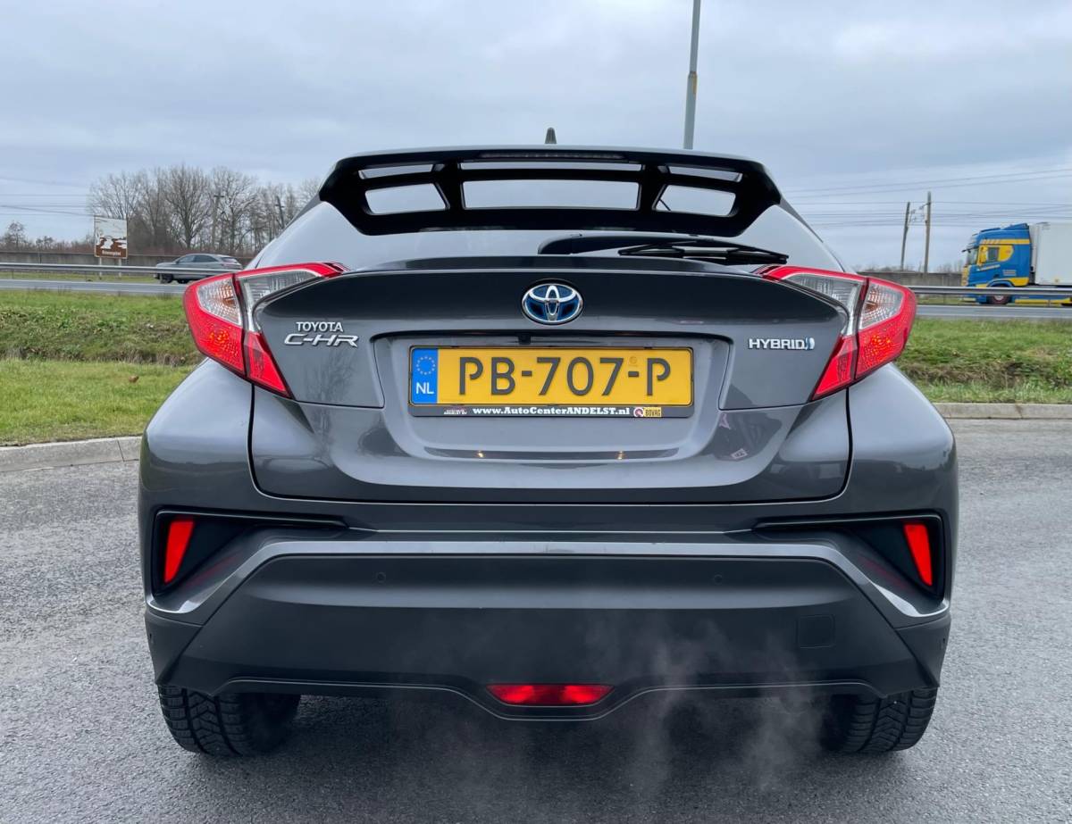 Toyota C-HR Toyota C-HR 1.8 Hybrid Executive, Aut, Acc, Stoelverw, Cam, Navi, Pdc, 2e eig afk, Geen import, Nap!
